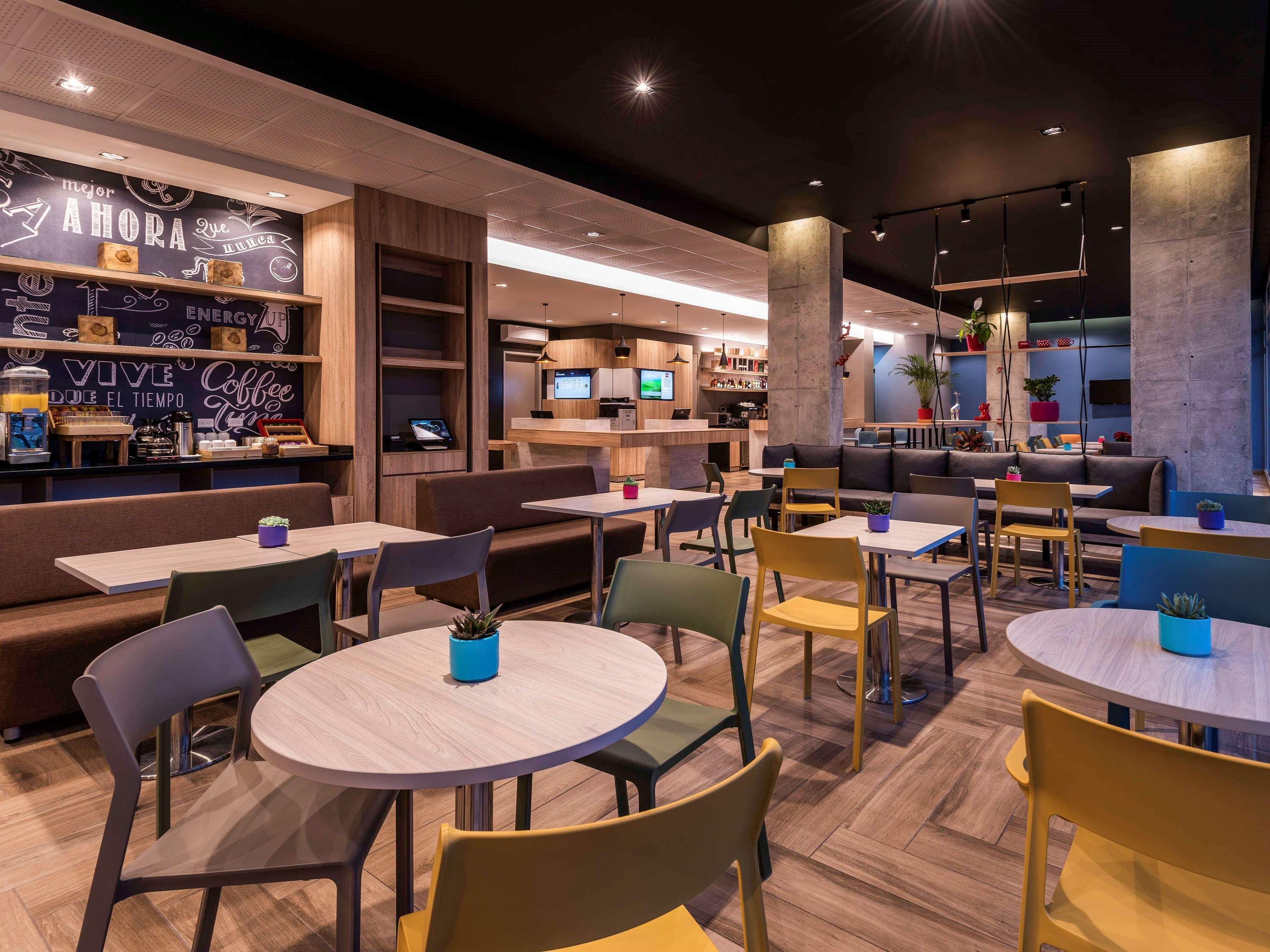 Ibis Chia酒店 外观 照片