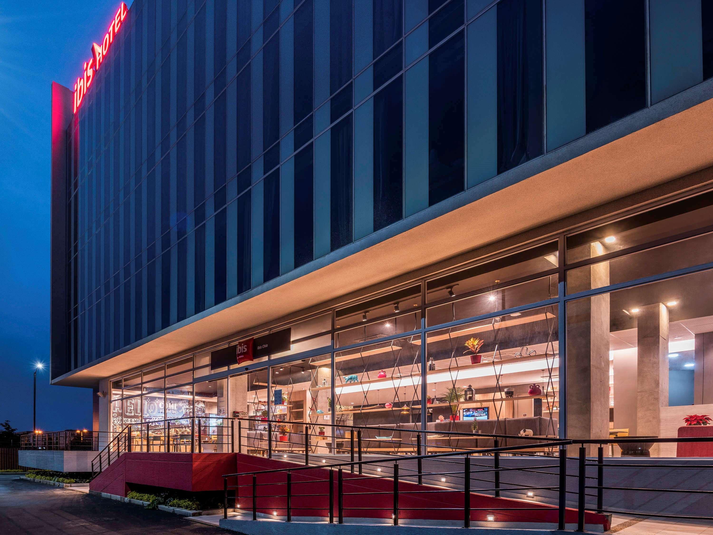 Ibis Chia酒店 外观 照片